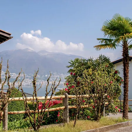 Miralago - Utoring Apt- B12 By Interhome *