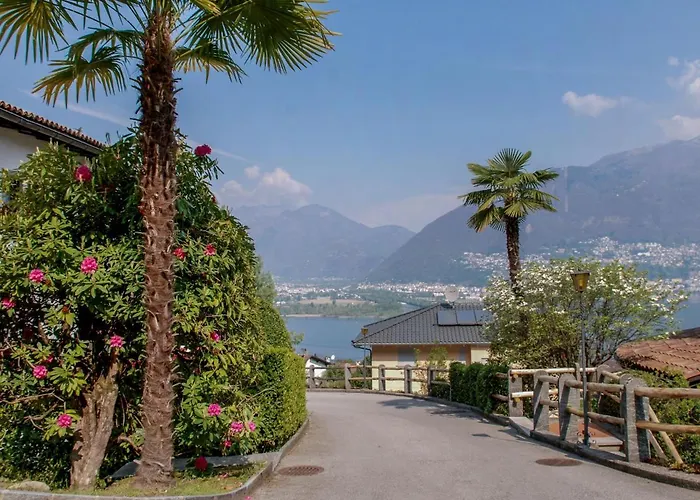 Miralago - Utoring Apt- B12 By Interhome * Piazzogna